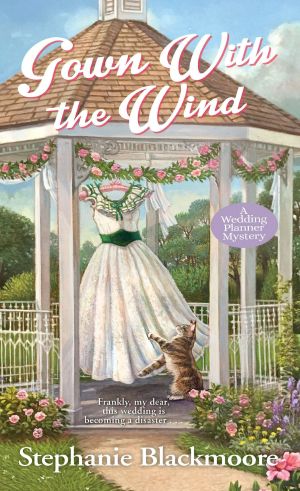 [Wedding Planner Mystery 04] • Gown with the Wind